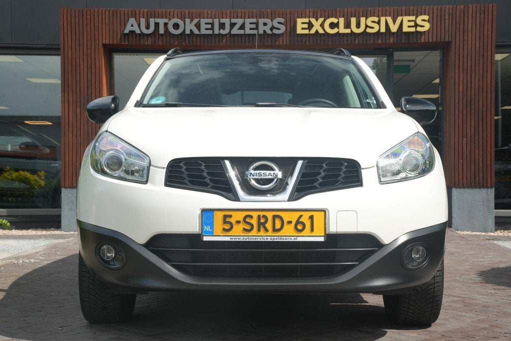 Nissan Qashqai 1.6 360 Pano trekhaak, Voorwielaandrijving, Gebruikt, 1225 kg, 4 cilinders