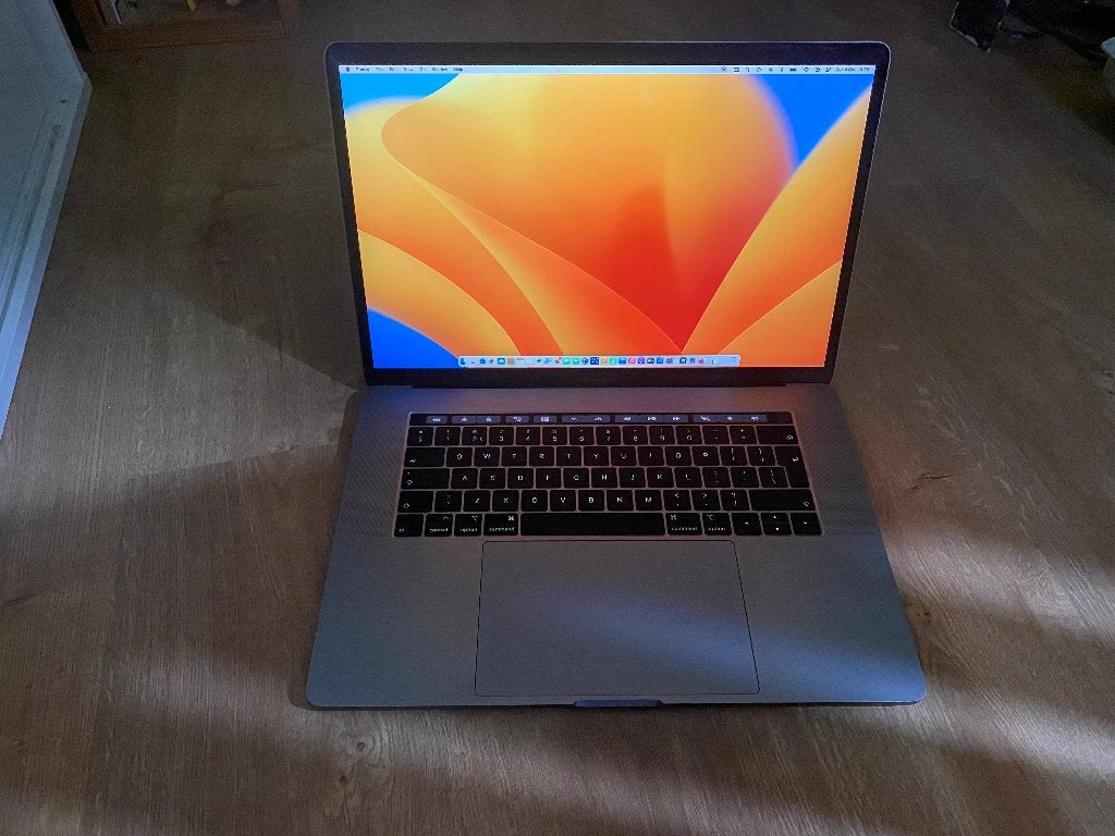 MacBook Pro 15" (2019) Space Grey – Krachtige i9 | 32GB RAM, MacBook Pro, 1 TB of meer, 2 tot 3 Ghz, Ophalen of Verzenden