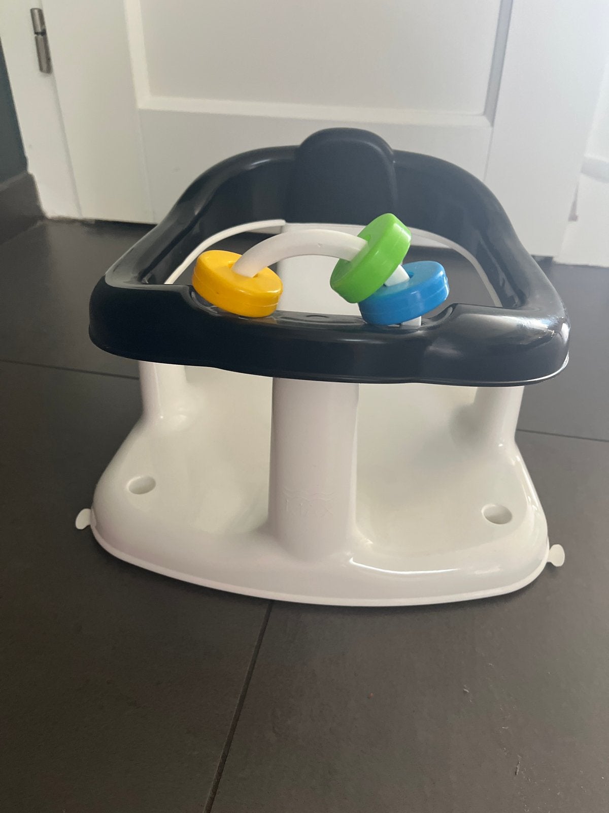 Badzitje met speelgoed voor baby's, Gebruikt, Badzitje of Badring, Standaard, Ophalen