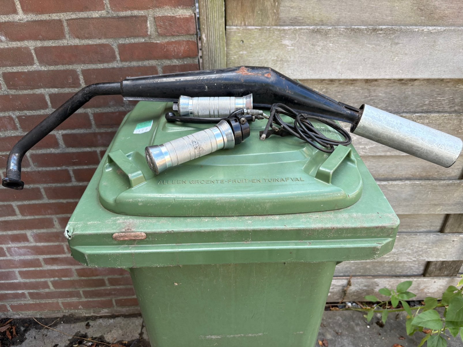 Uitlaat en handvaten, Ophalen, Gebruikt, Uitlaat, Overige merken