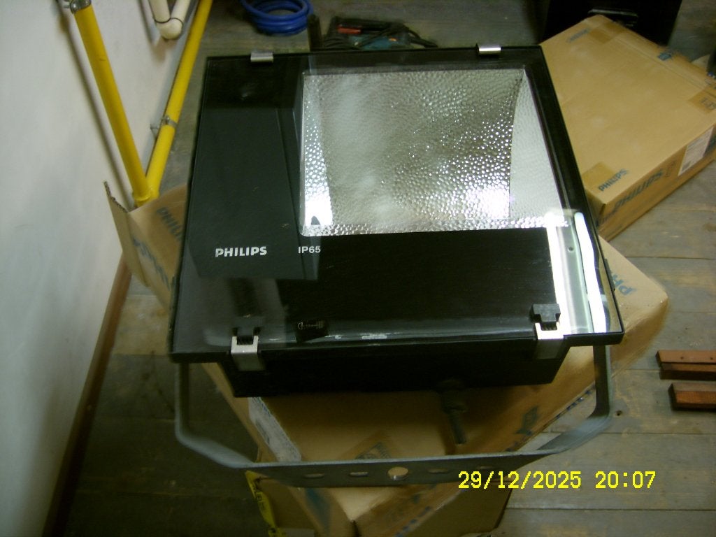 Terreinverlichting  Philps Tempo 3    250 W, Ophalen of Verzenden, Gebruikt, 200 tot 500 watt, Lamp met armatuur