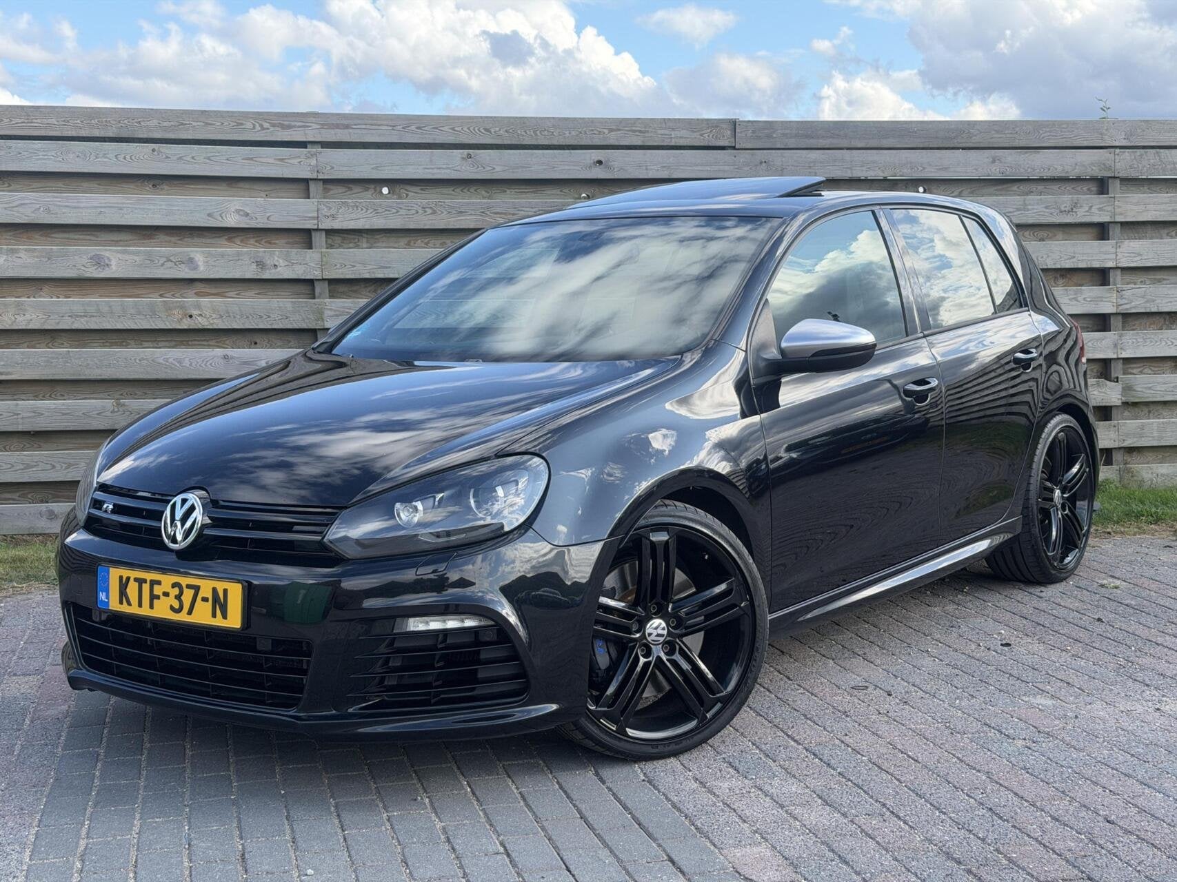 Volkswagen Golf 2.0 R 4-Motion Pano Cruise VOL, Auto's, Gebruikt, 4 cilinders, 1984 cc, Zwart
