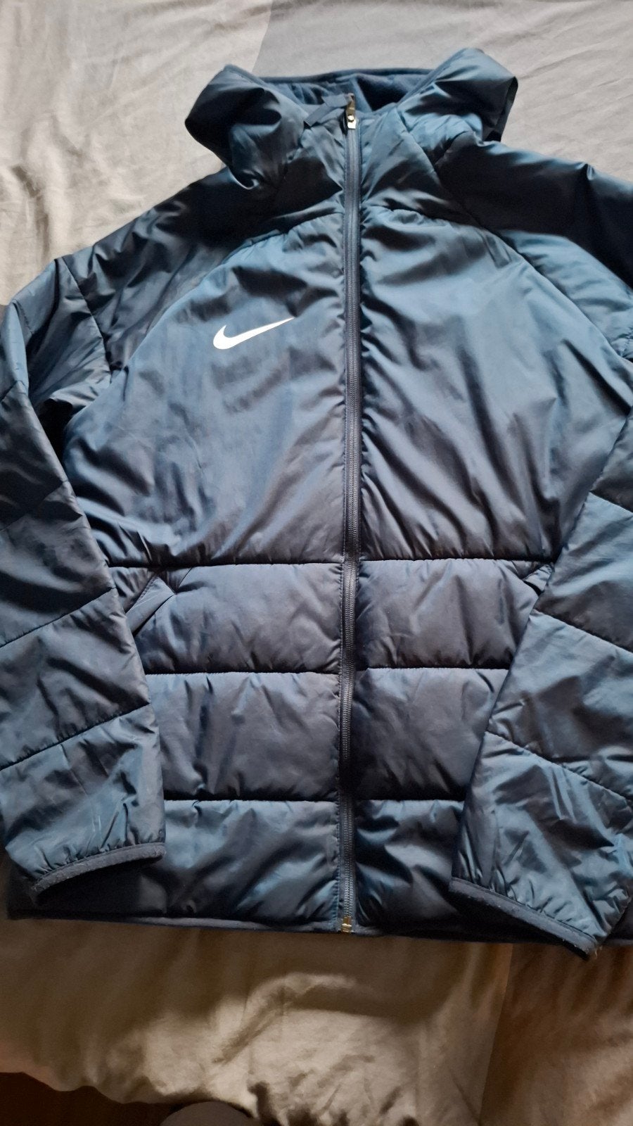 Nike Puffer Jas - Donkerblauw, Ophalen, Nike, Zo goed als nieuw, Maat 48/50 (M)