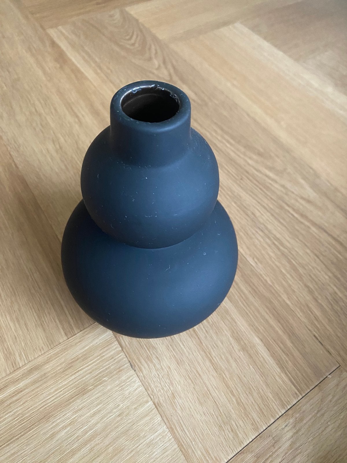 Nieuw zwart mat vaas vaasje rond bol steen, Zwart, Nieuw, Steen/keramiek, Matte afwerking