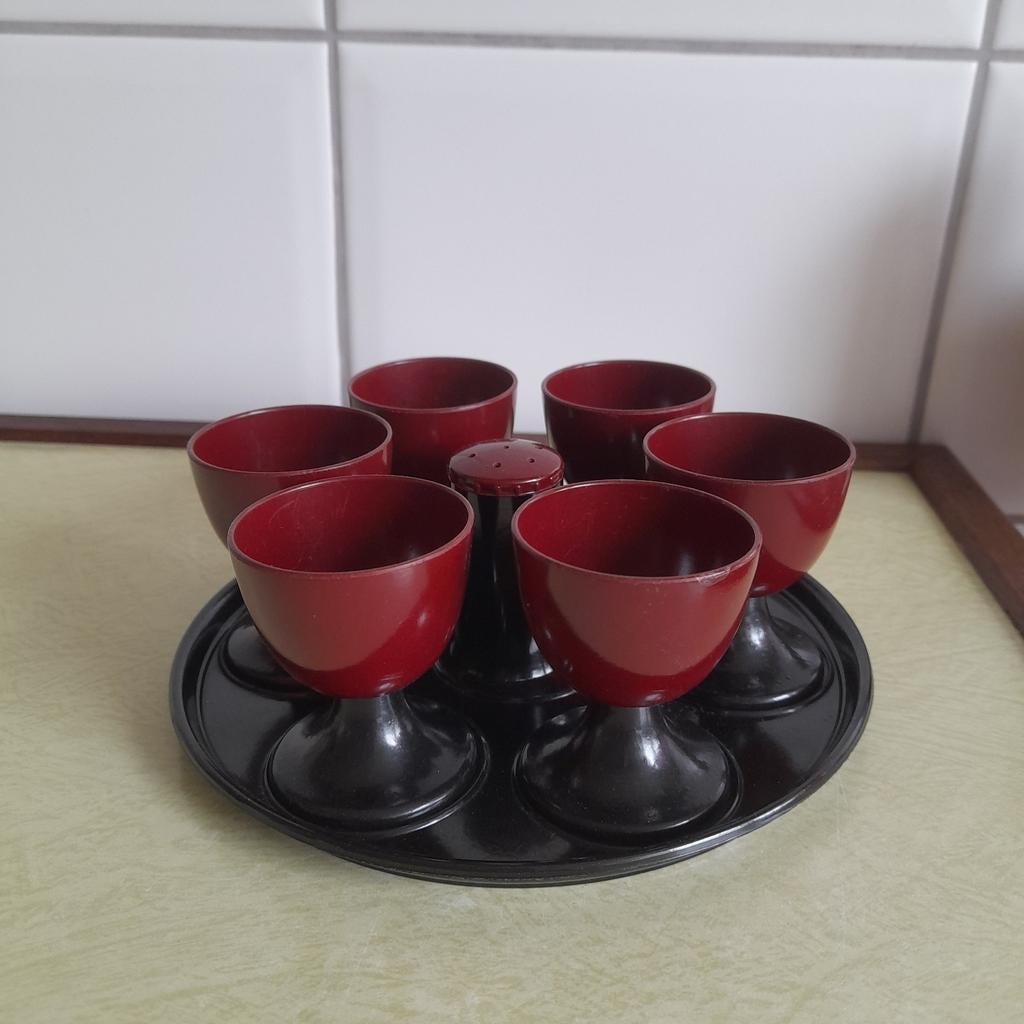 Art Deco Bakelieten Eierdopjes Set - Zwart/Donkerrood, Antiek en Kunst, Ophalen of Verzenden