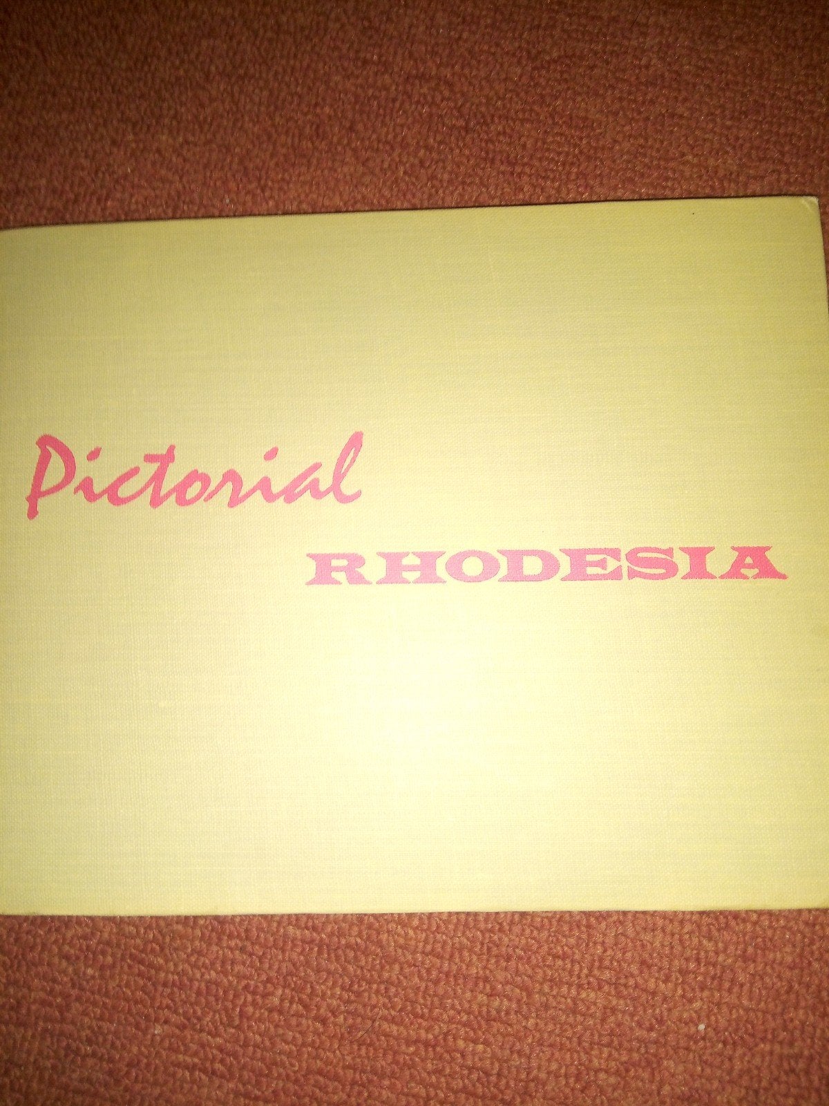 Pictorial Rhodesia - Vintage Reisbrochure, Afrika, Verzenden, Brochure, Onbekend