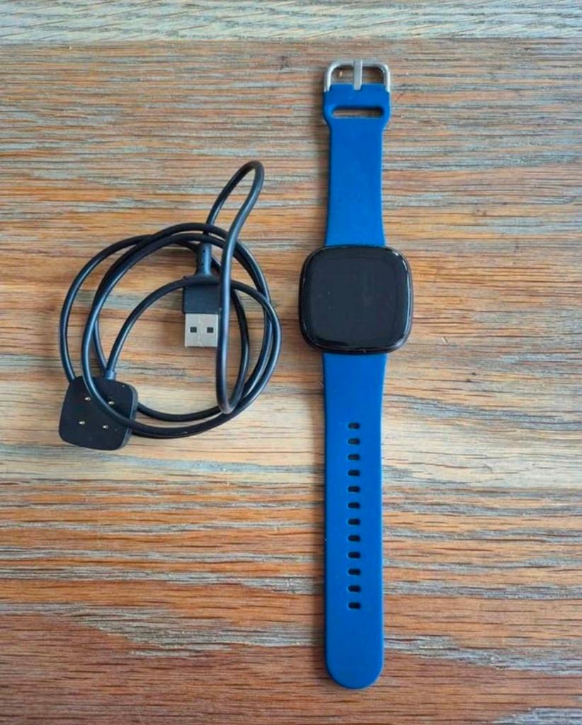 Fitbit versa 3, Ophalen, Zo goed als nieuw, Zwart, Android