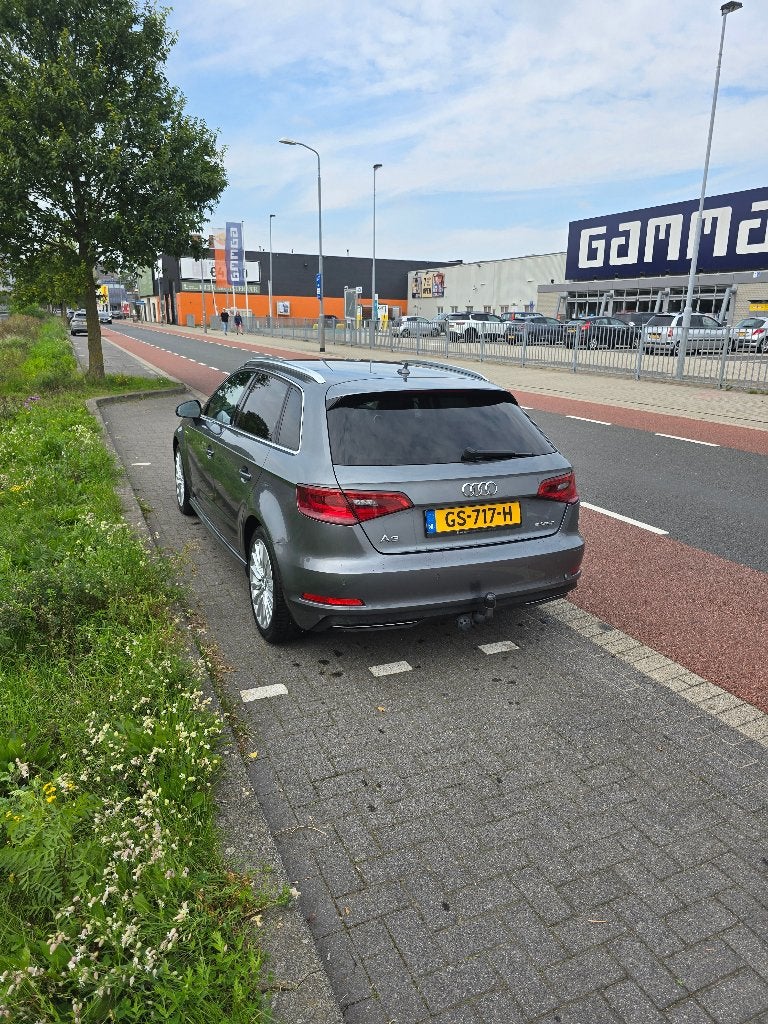 Foto 5 van Audi A3 1.4 Tfsi 204pk E-tron S Tronic 2015 Grijs