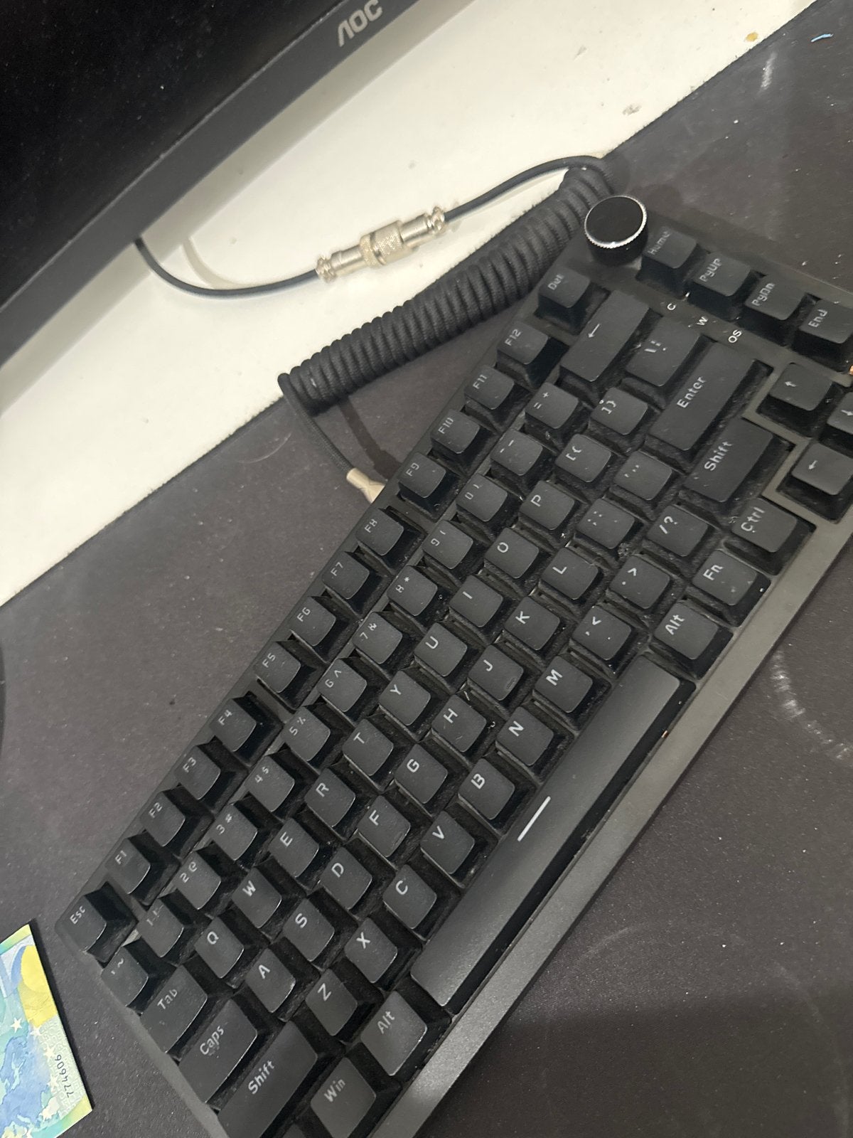 Zwart bedraad gaming toetsenbord met draaiknop, Computers en Software, Toetsenborden, Ophalen, Gebruikt, Gaming toetsenbord, Qwerty