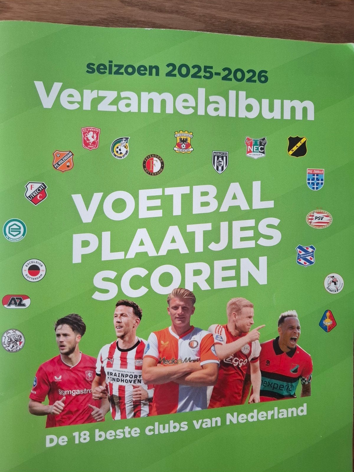 PLUS VERZAMELALBUM 2025-2026, Verzamelen, Plus, Ophalen of Verzenden