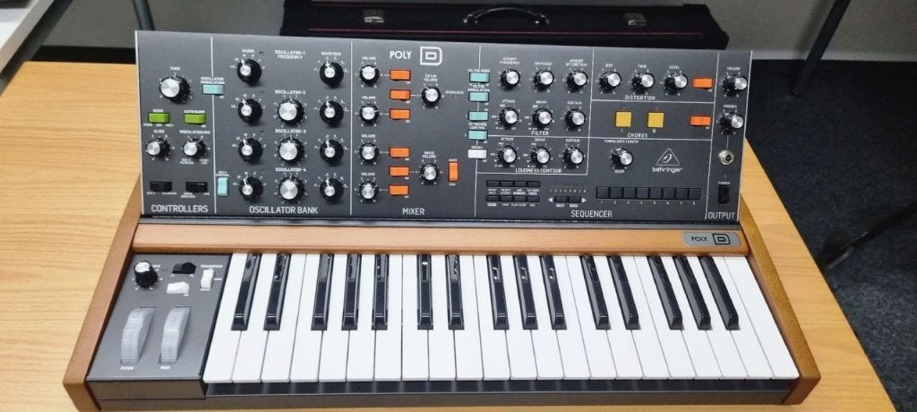 Behringer Poly D – synthesizer | Uitstekende staat, Overige merken, Zo goed als nieuw, Met koffer of flightcase, Overige aantallen