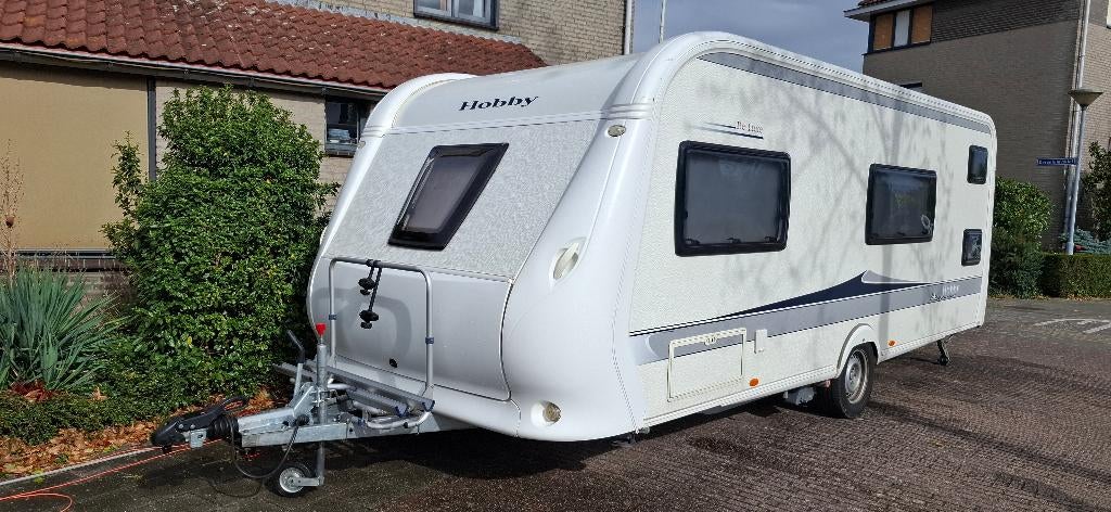 Hobby 560 KMFE Modeljaar 2014, Caravans en Kamperen, Rondzit, Hobby, Particulier, Schokbreker