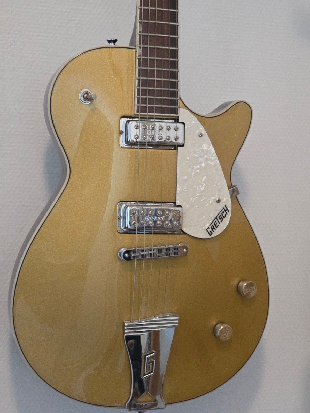 Gretsch G5238 Pro Jet Electromatic Gold Sparkle, Muziek en Instrumenten, Snaarinstrumenten | Gitaren | Elektrisch, Ophalen, Zo goed als nieuw