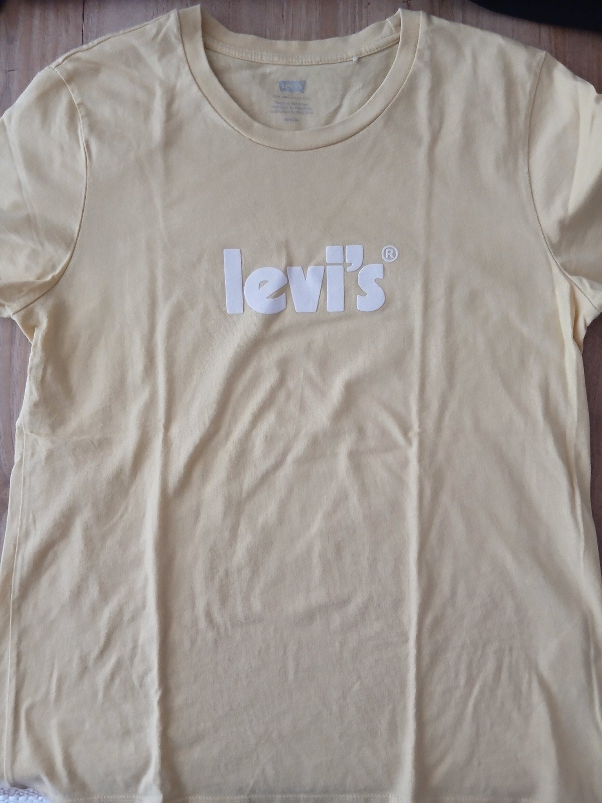 T-shirt Levi's M, Kleding | Heren, T-shirts, Ophalen, Maat 48/50 (M), Geel, Zo goed als nieuw
