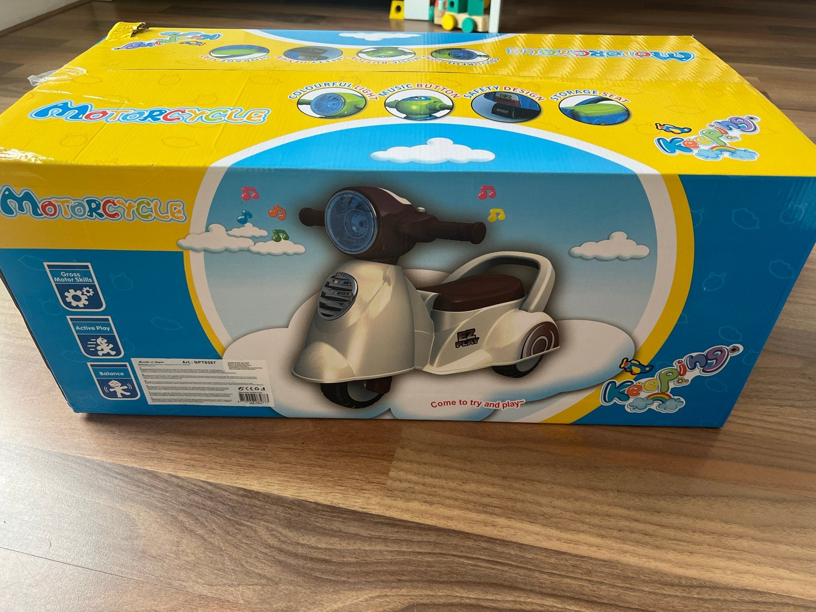 Loopscooter / loopauto roze - nieuw in doos, Ophalen of Verzenden, Nieuw