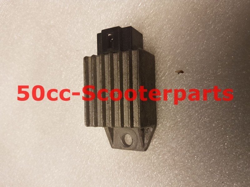 Spanningsregelaar Baotian Rocky Bt49Qt-12 301300-139Qma-0000, Ophalen of Verzenden