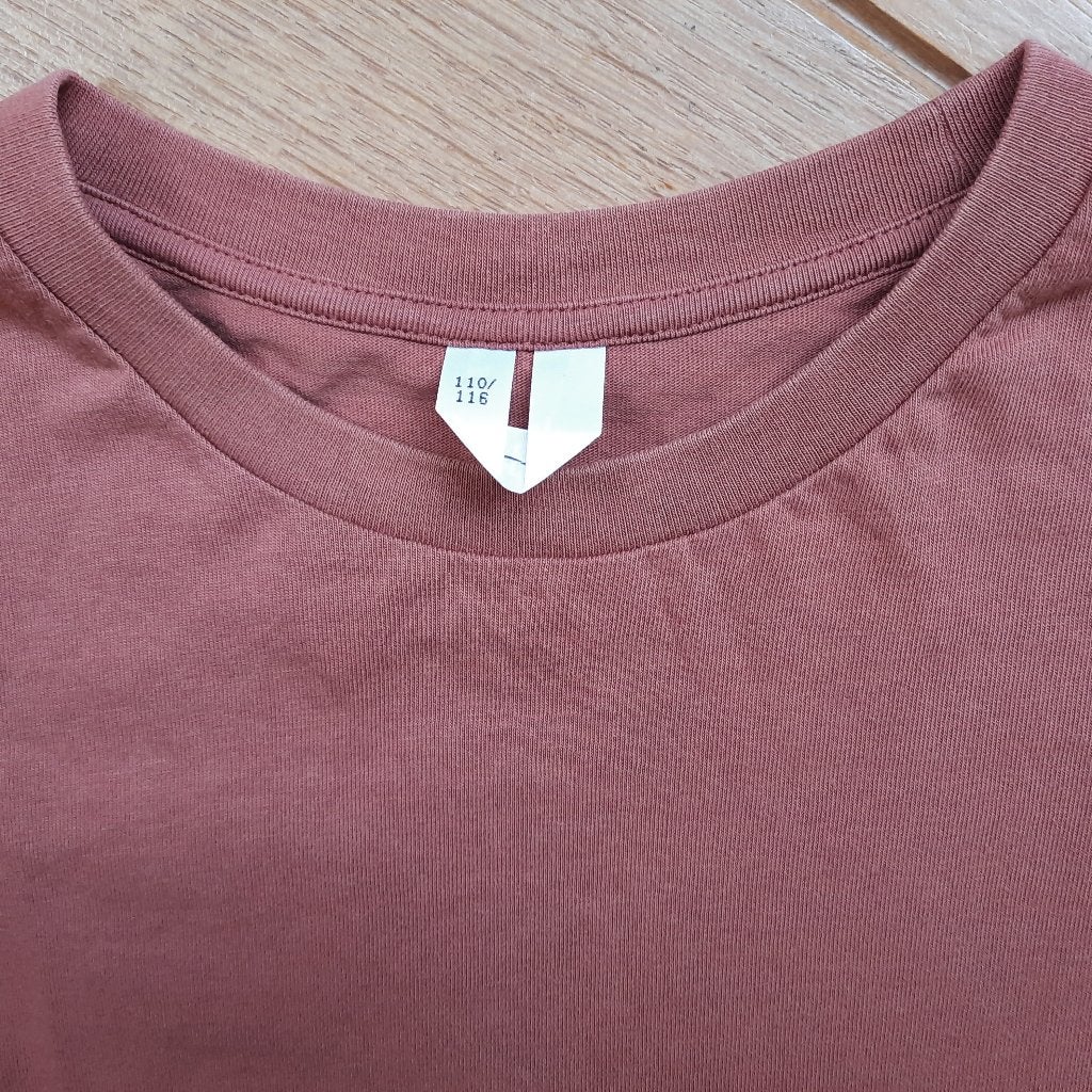 ARKET t- shirt korte mouw roest bruin maat 110/116, Kinderen en Baby's, Kinderkleding | Maat 110, Ophalen of Verzenden, Arket