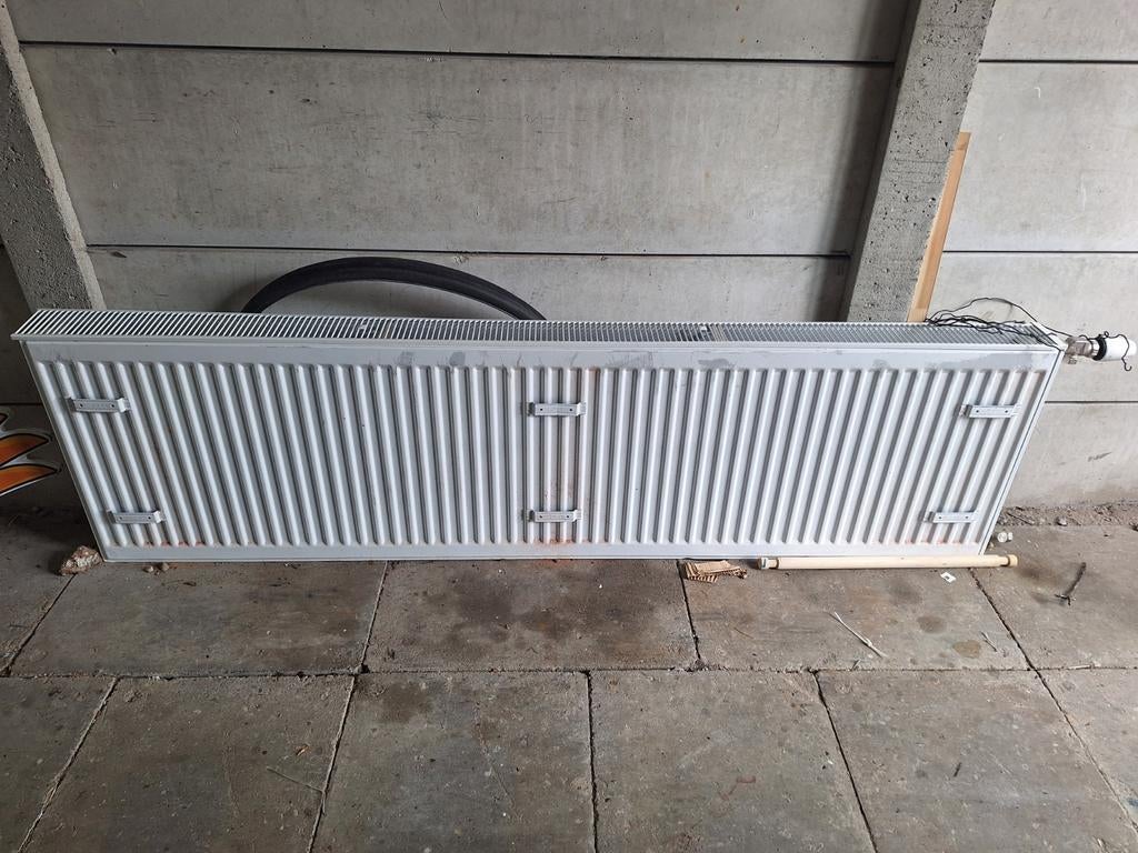 Radiator 180cm, Doe-het-zelf en Verbouw, Verwarming en Radiatoren, Ophalen of Verzenden