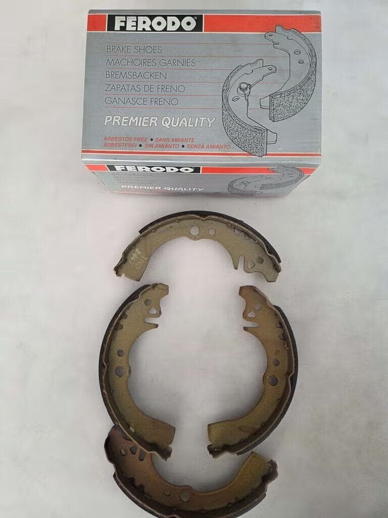 Set Remschoenen Daihatsu Charade Coure Move Sirion, Daihatsu, -, -, Nieuw