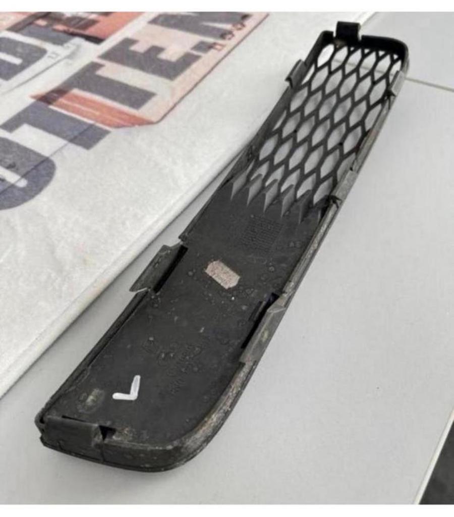 Audi TT 8N mk1 grill bumper-rooster kap 8N0807681A links, Ophalen of Verzenden, Zo goed als nieuw, H, H