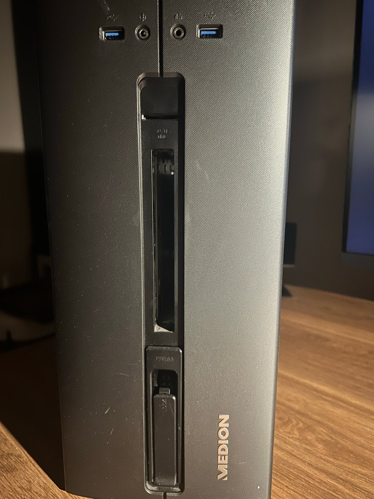 Medion Akoya E62009 Intel Core i5-9400 DDR4 met 16GB RAM, Gebruikt, 2 tot 3 Ghz, Medion, Ophalen of Verzenden