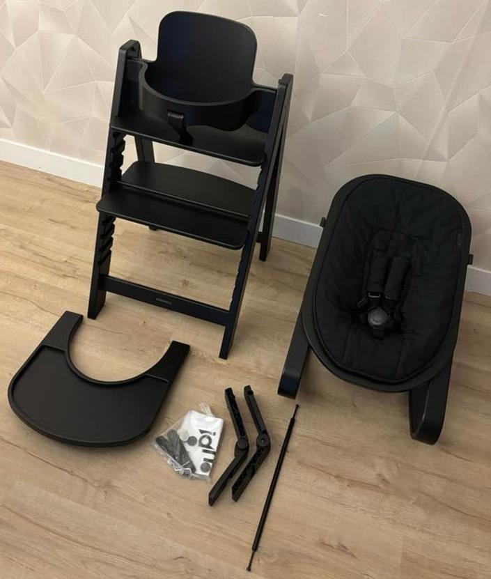 Kidsmill Kinderstoel zwart met babyset, newborn en wipstoel, Ophalen, Gebruikt, Meegroeistoel