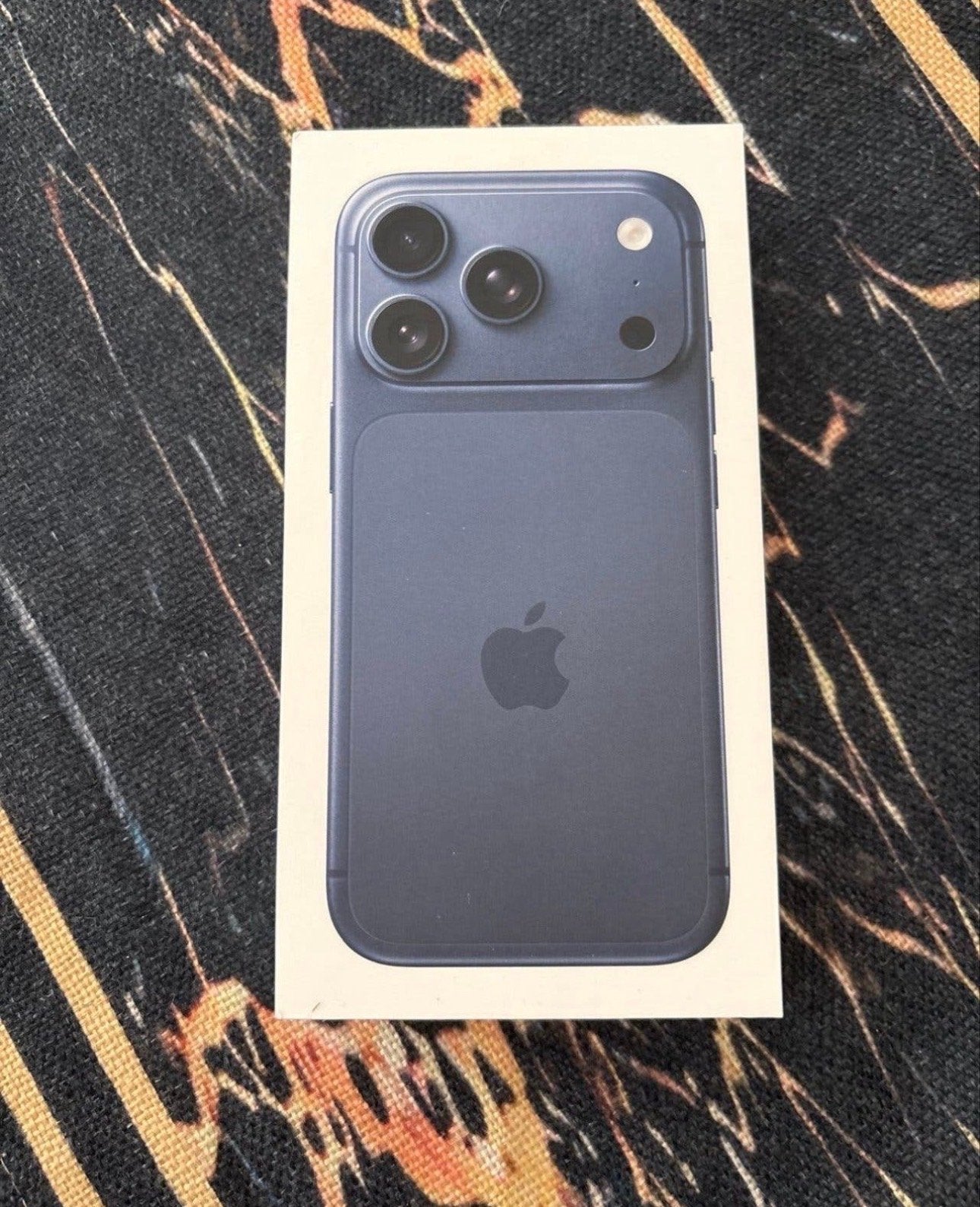 Apple iPhone 17 Pro 256 GB Blauw - Nieuw en Geseald, Nieuw, Ophalen, 256 GB, Overige modellen
