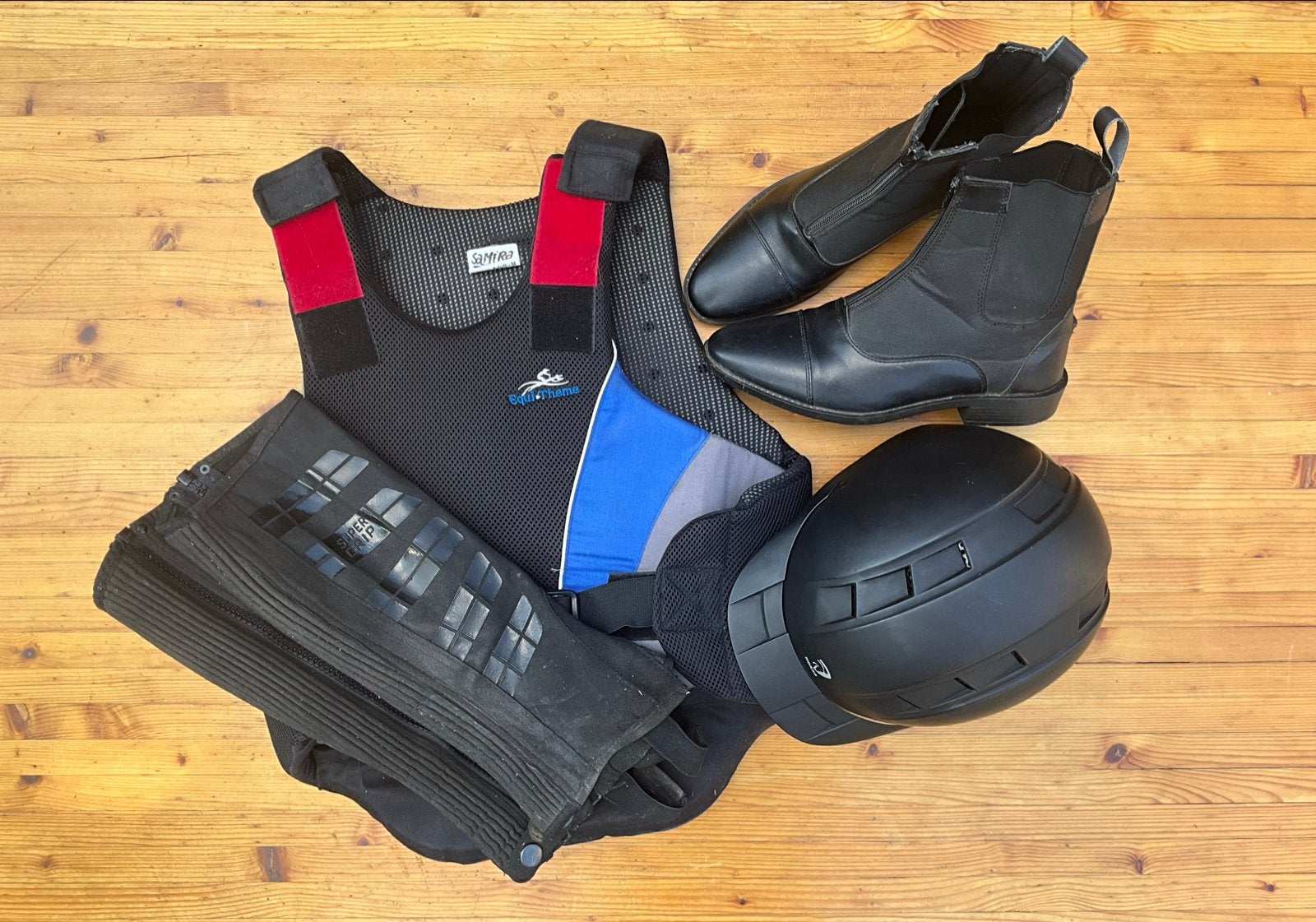 Paardrijspullen - joppers (40), cap, chaps, bodyprotector, Ophalen, Zo goed als nieuw, Recreatie
