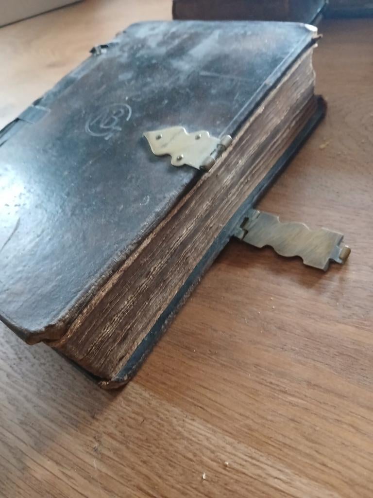 Oude bijbel uit het jaar 1905, Ophalen of Verzenden