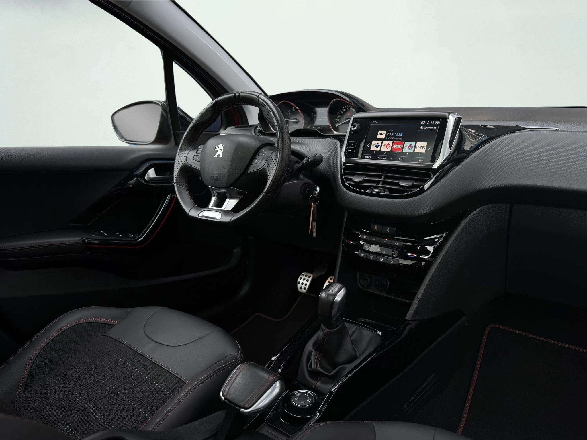 Peugeot 2008 1.2 PureTech GT-line, Auto's, Keurmerk '100% Onderhouden', 12 maanden, 580 kg, Bedrijf