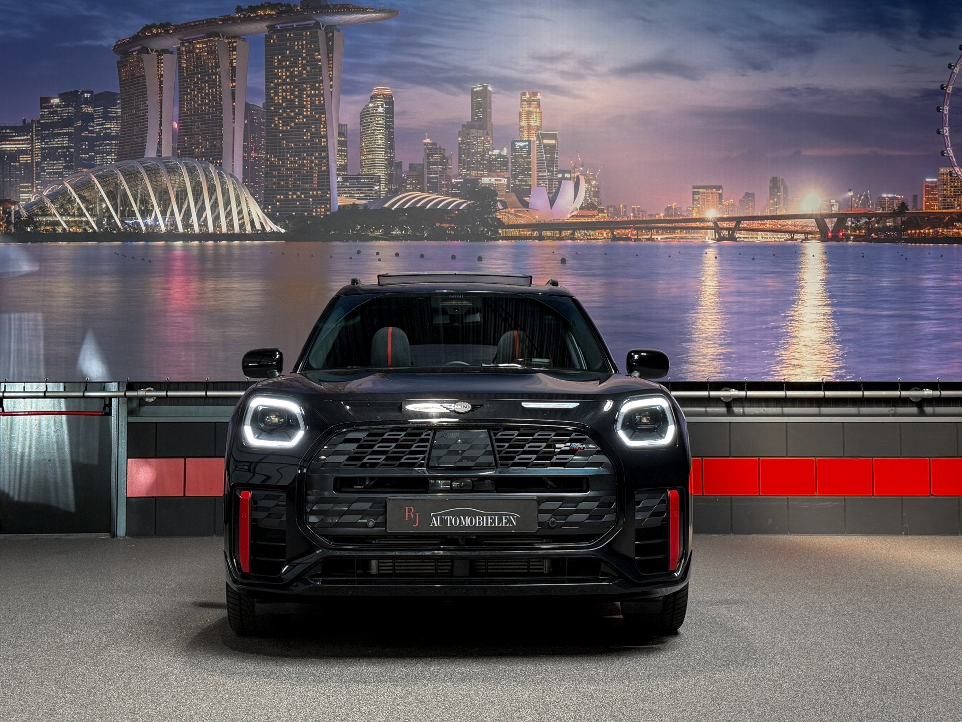 MINI Countryman 2.0 JCW ALL4 John Cooper Works XL |Trekhaak|, Auto's, Gebruikt, Zwart, Bedrijf, Vierwielaandrijving