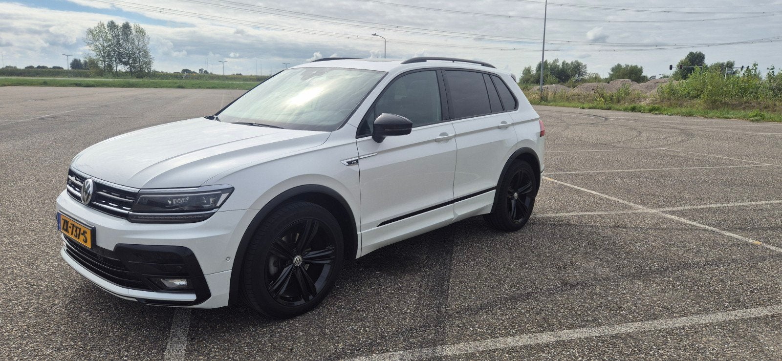 Volkswagen Tiguan 1.5 TSI ACT 150pk DSG 2019 Wit, 1498 cc, Zwart, 4 cilinders, Wit