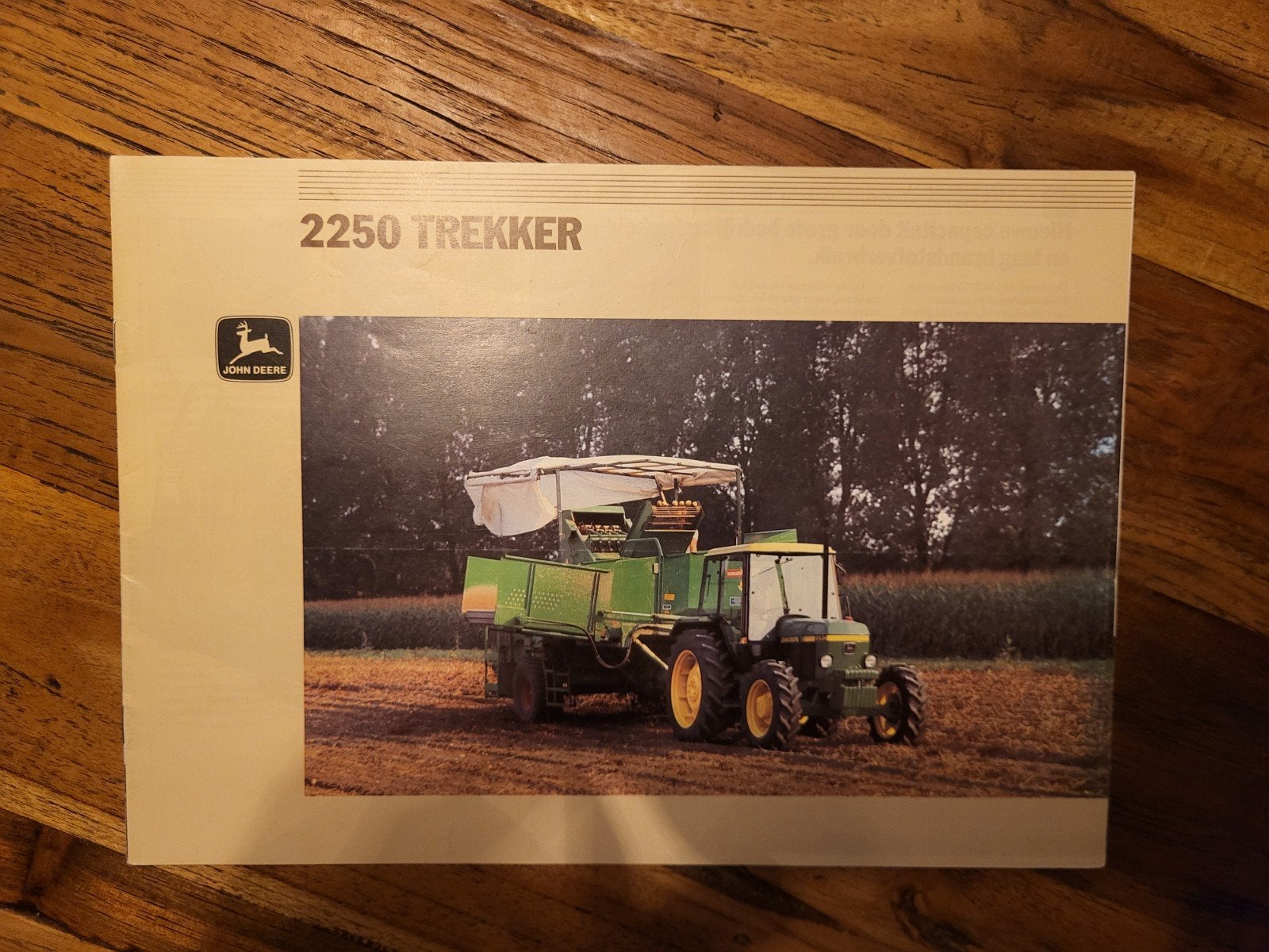 tractor folder John Deere 2250 trekker, Ophalen of Verzenden, Zo goed als nieuw