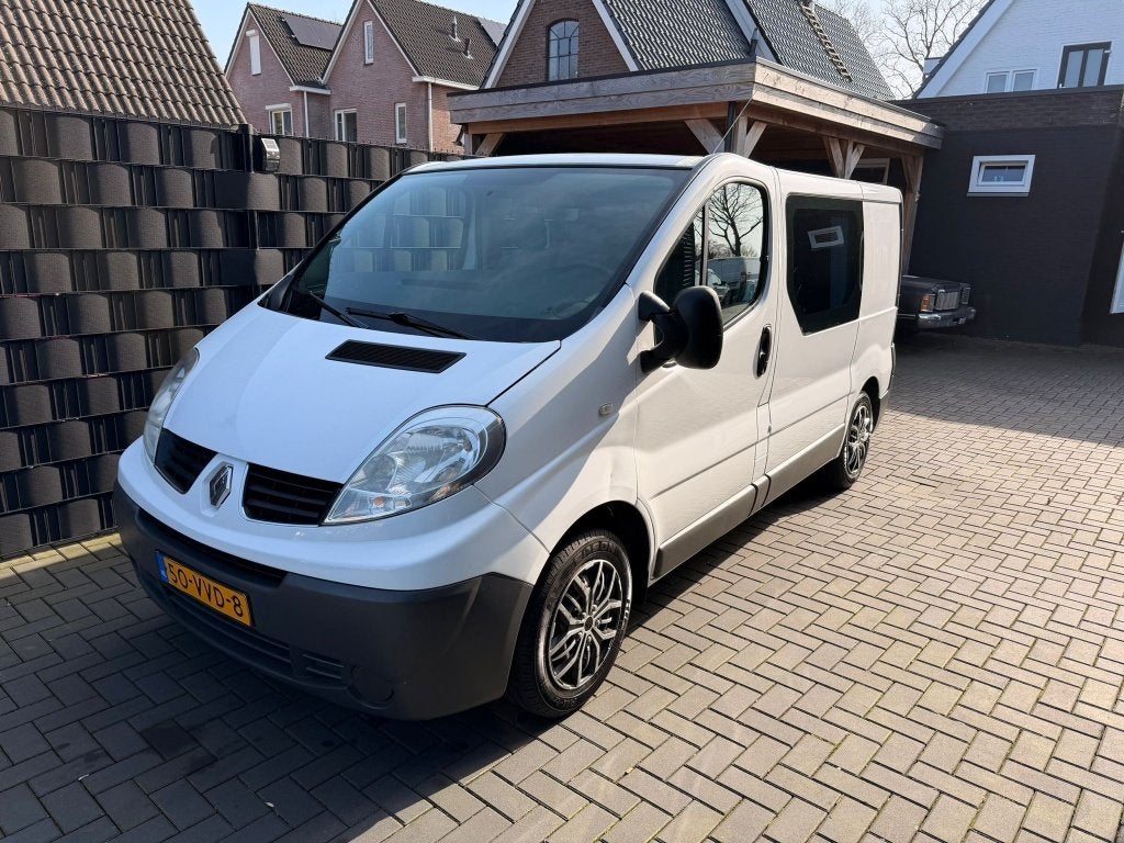 Renault Trafic 2.0 dCi T27 L1H1| WIT| ROLSTOELBUS| 4 PERS| N, Voorwielaandrijving, Stof, 4 cilinders, Renault