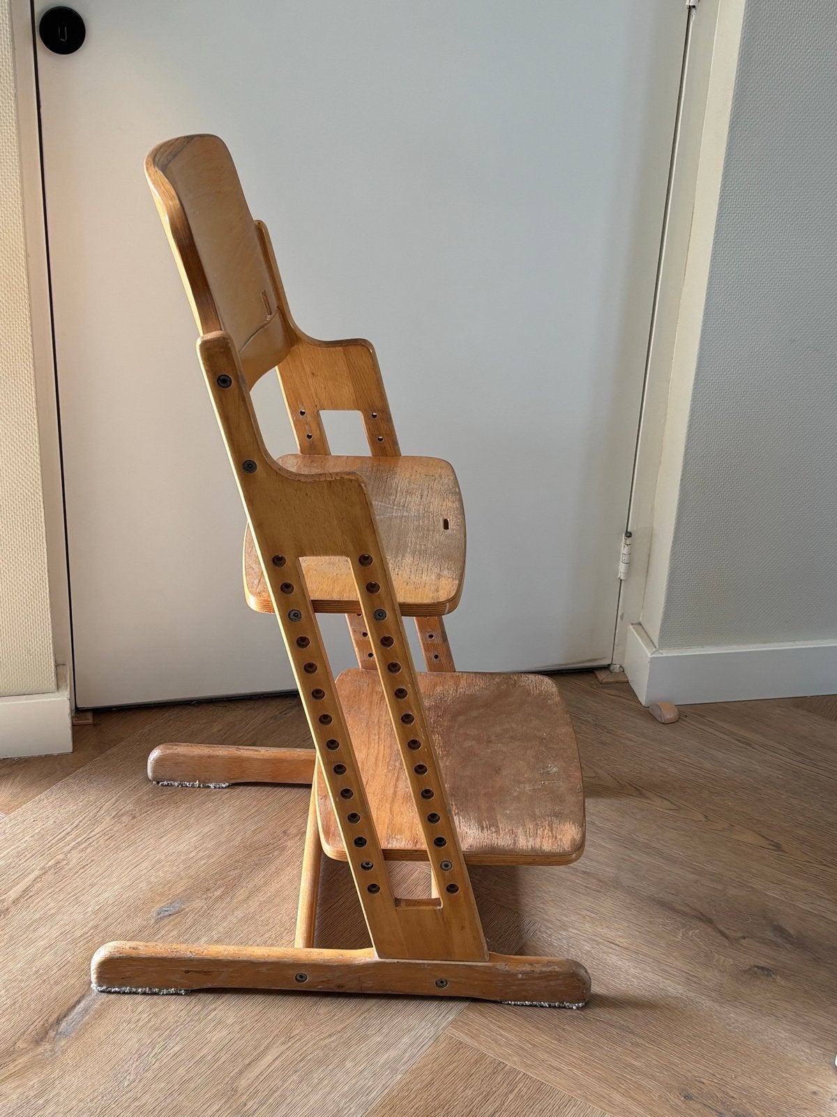 Houten meegroeistoel - Kinderstoel, Ophalen, Gebruikt, Meegroeistoel, Aanschuifbaar