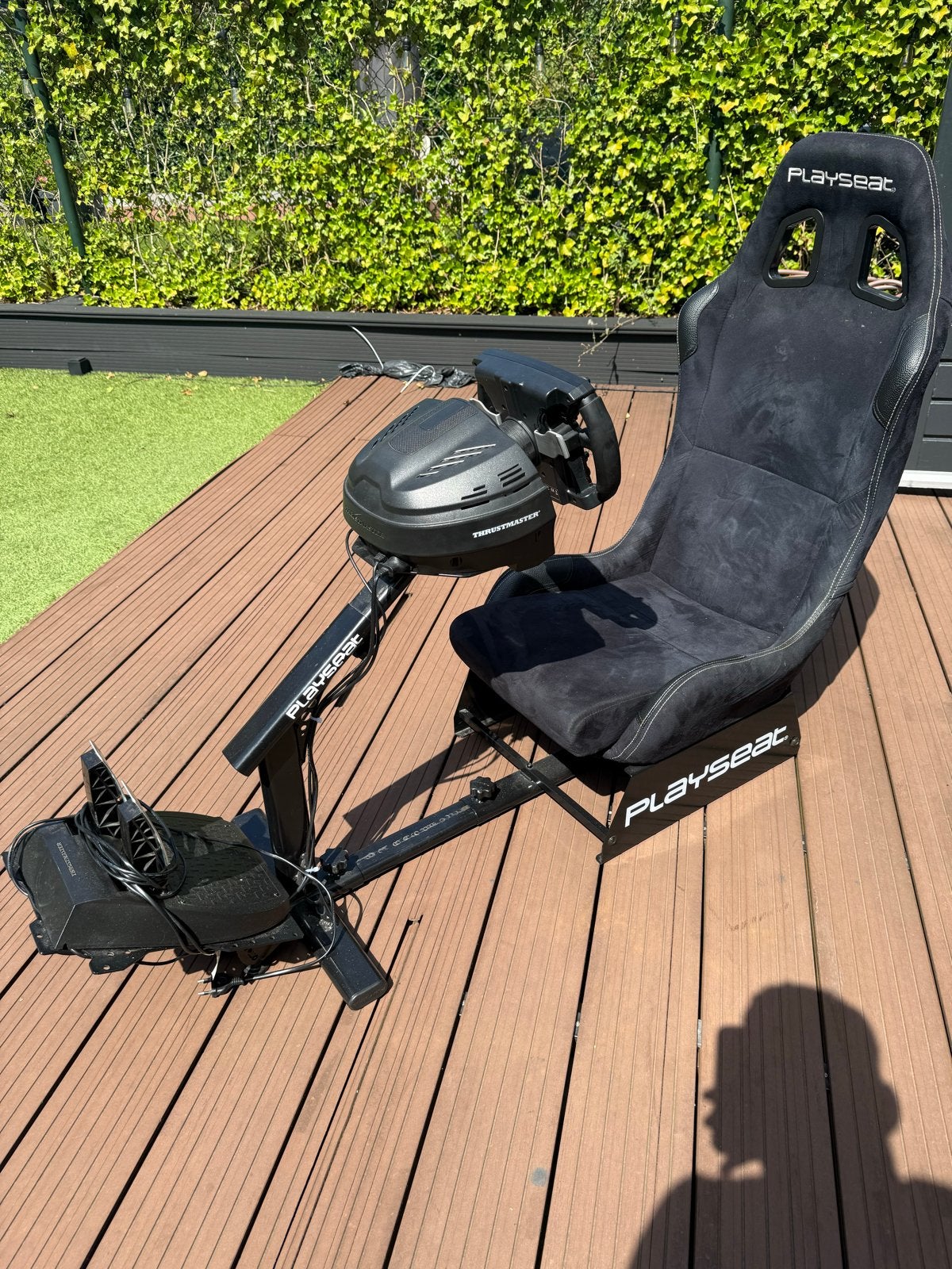 Playseat met Thrustmaster T300 Ferrari Integral Racing Wheel, Ophalen, Overige merken, Gebruikt