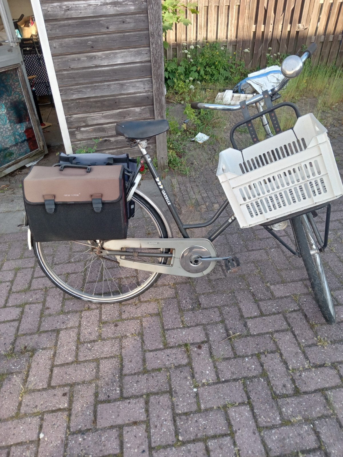 Te koop gazelle station damesfiets, Fietsen en Brommers, Fietsaccessoires | Fietsmanden, Ophalen, Gebruikt, Overige typen