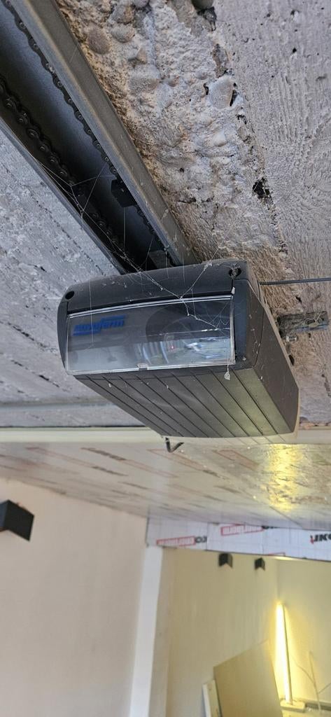 Automatische garagedeur / garagepoort opener, Ophalen of Verzenden
