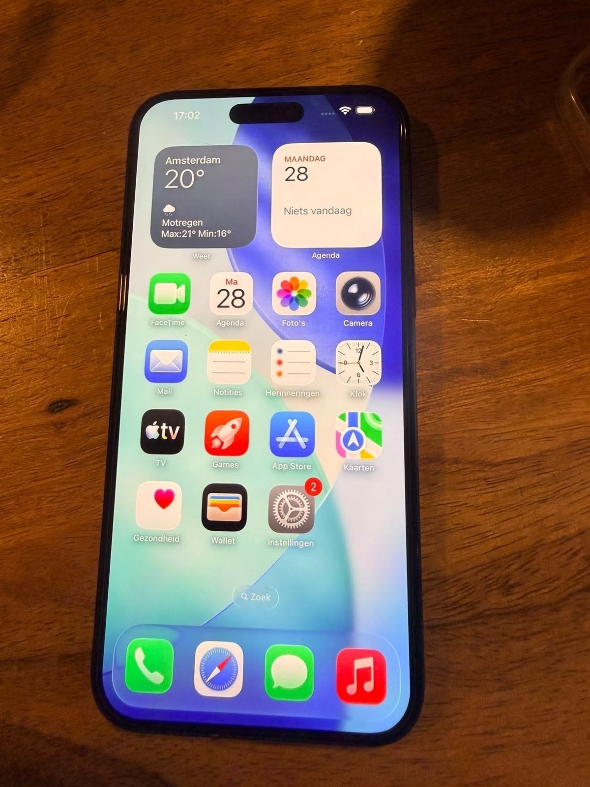 Foto 7 van iPhone 16 Plus - Zo goed als nieuw