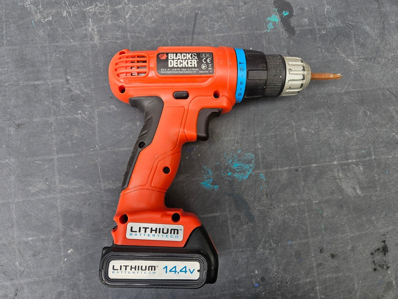 Black & Decker 14.4V Lithium Boor-/Schroefmachine, Ophalen of Verzenden, Gebruikt, Minder dan 400 watt, Boor- en Schroefmachine