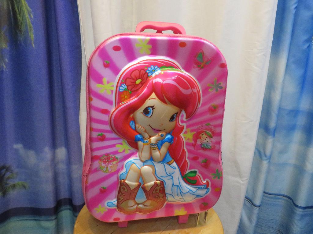 roze kinder 3d trolley met 3 wielen voor een trap, Ophalen, Gebruikt, Minder dan 40 cm, Minder dan 20 cm