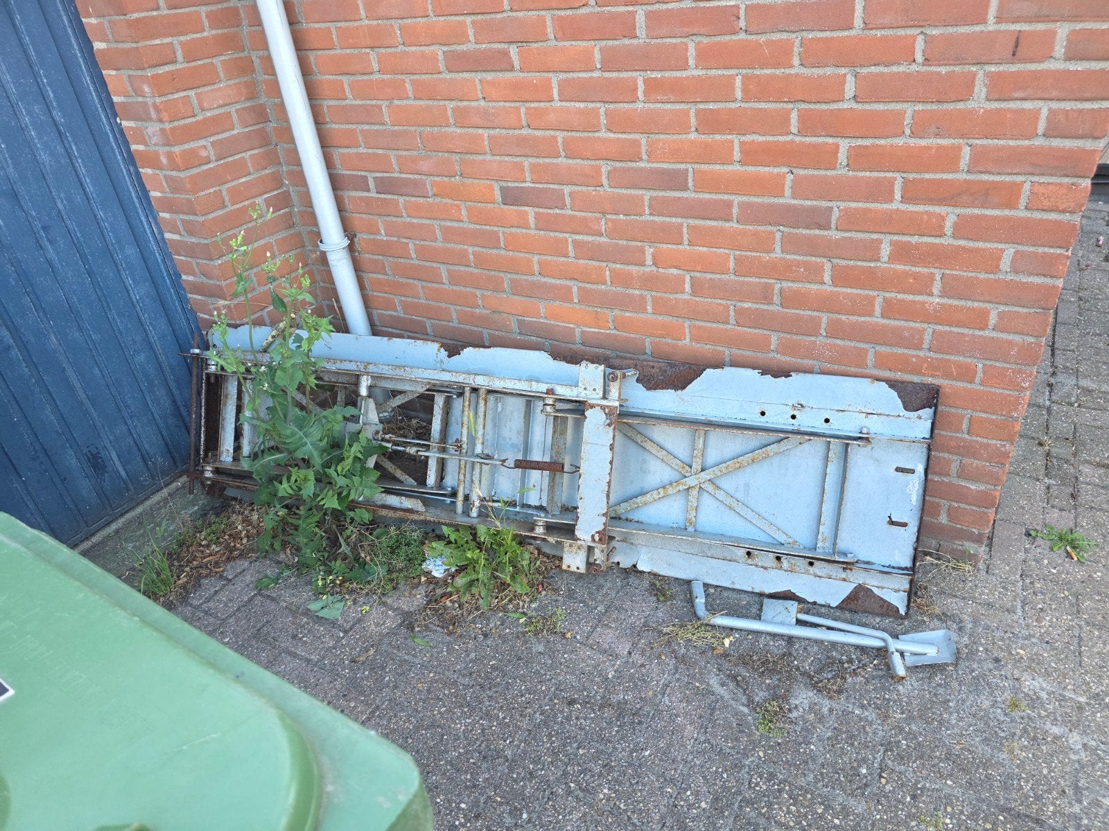 Oud ijzer voor recycling of hergebruik | Gratis | motor brug, Ophalen, Gebruikt, IJzer