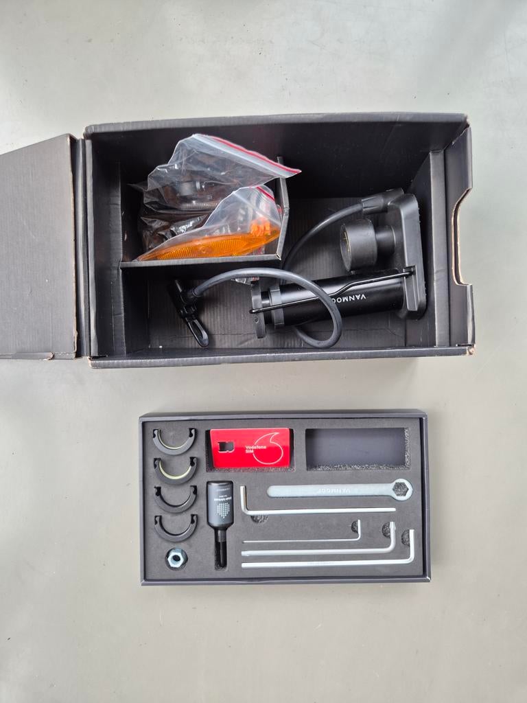 Vanmoof gereedschap set met pomp, Ophalen of Verzenden