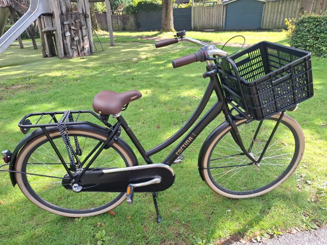 ZWARTE CORTINA U4 MEISJESFIETS 50CM, 28INCH 3 VERSNELLINGEN, Fietsen en Brommers, Terugtraprem, Cortina U4 transportfiets, Versnellingen