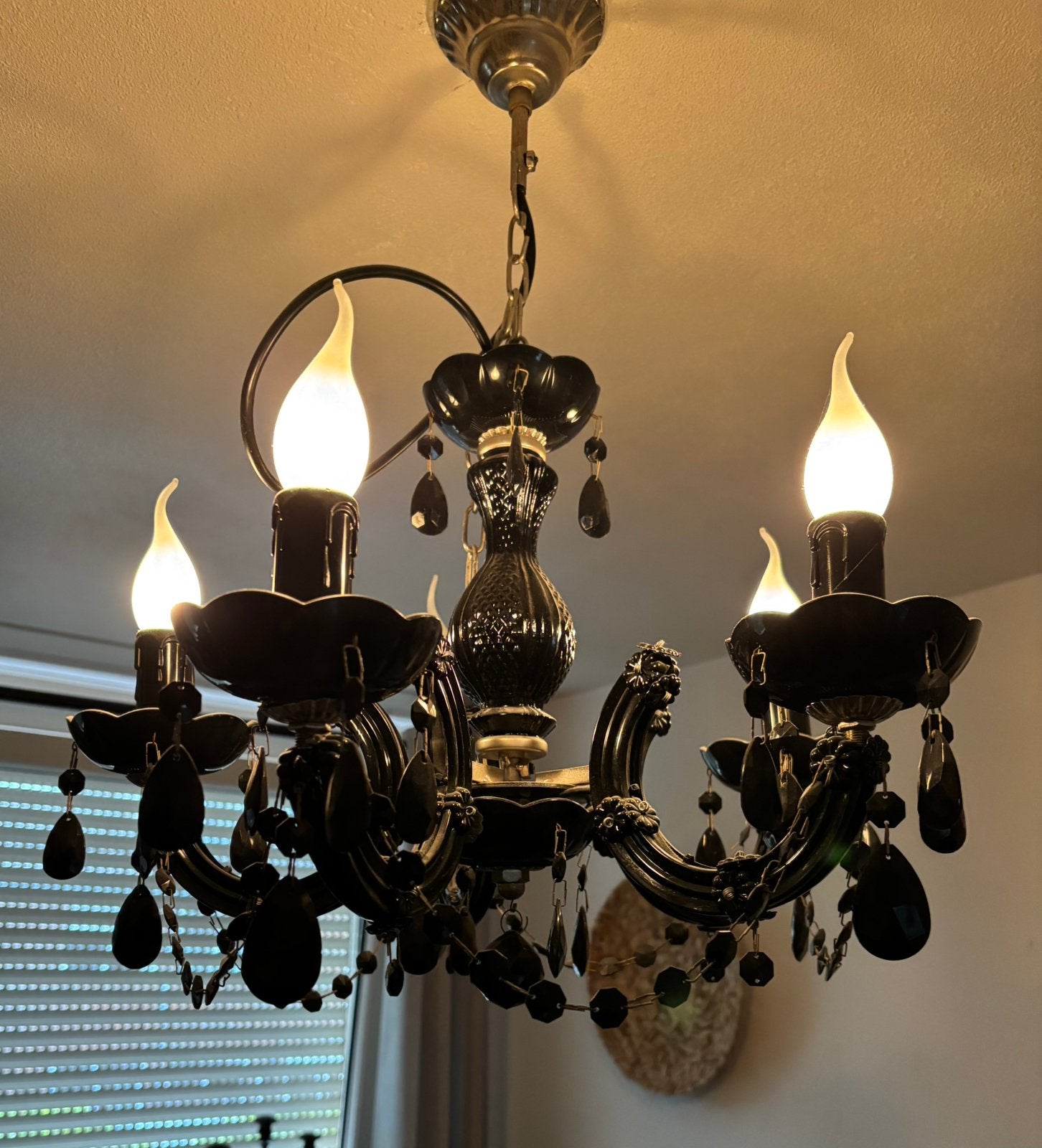 Kroonluchter zwart, Huis en Inrichting, Lampen | Kroonluchters, Ophalen of Verzenden, Gebruikt, Kunststof, E14 (klein)