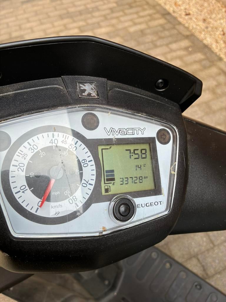 Peugeot vivacity, Ophalen, Gebruikt, Benzine, Maximaal 25 km/u