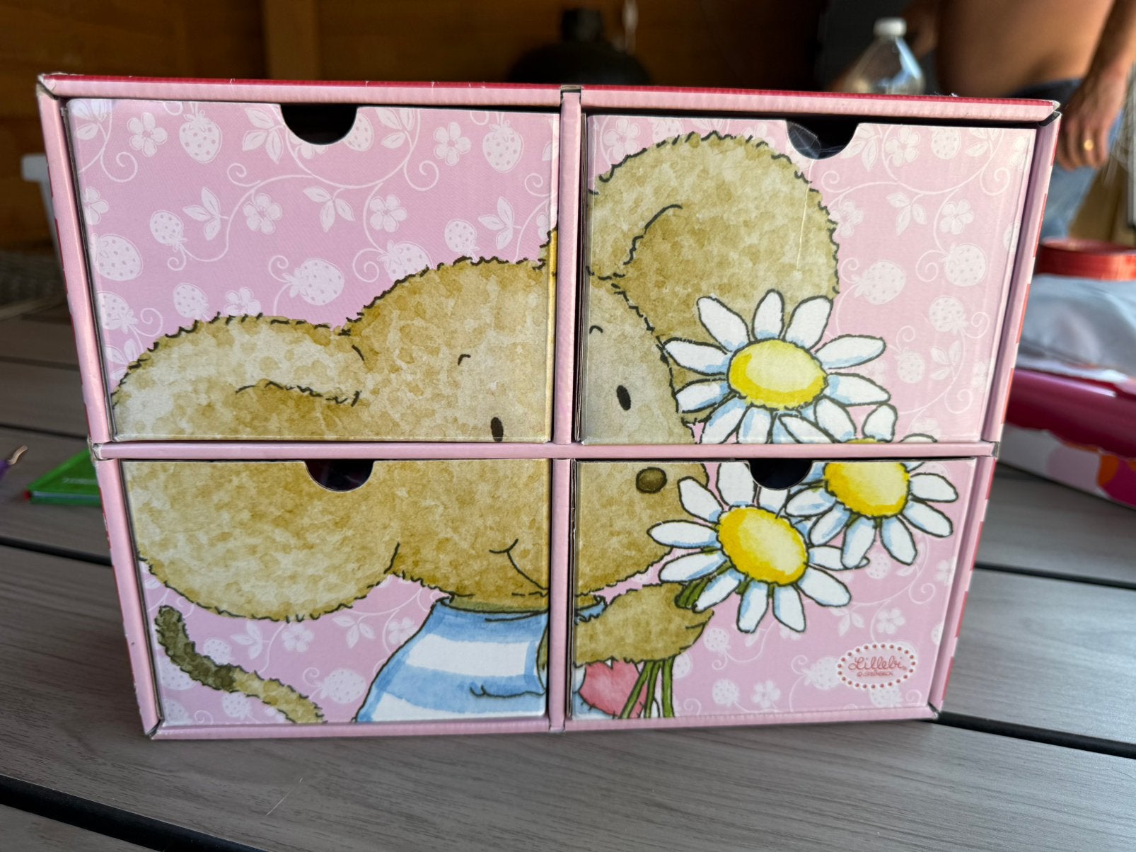 Vier leuke puzzels in 1 doos., Ophalen, Minder dan 500 stukjes, Zo goed als nieuw, Legpuzzel