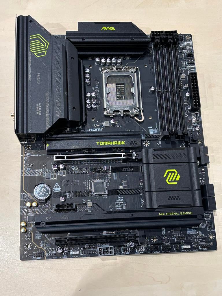 MSI MAG B860 TOMAHAWK WIFI Moederbord, Computers en Software, Moederborden, Ophalen, -, Zo goed als nieuw, -