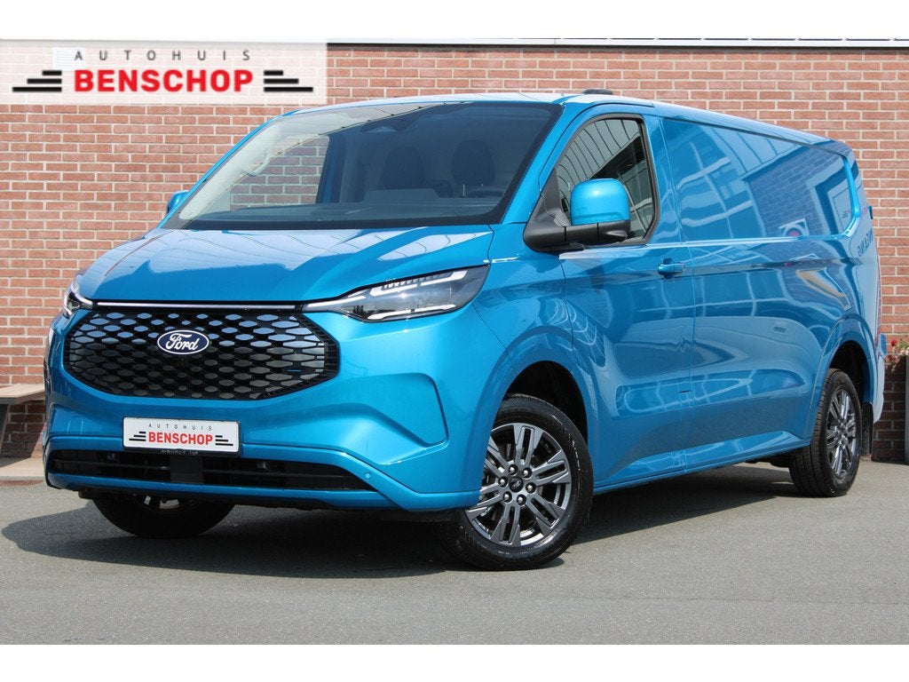Ford E-Transit Custom 340 L2H1 218PK Limited 65 kWh |MATRIX-, Auto's, Bestelauto's, Automaat, Gebruikt, Zwart, Automatische klimaatregeling