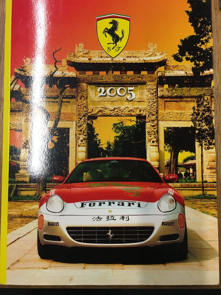 Ferrari 2005 jaarboek brochure folder catalogus Engels, Ophalen of Verzenden, Zo goed als nieuw, Ferrari